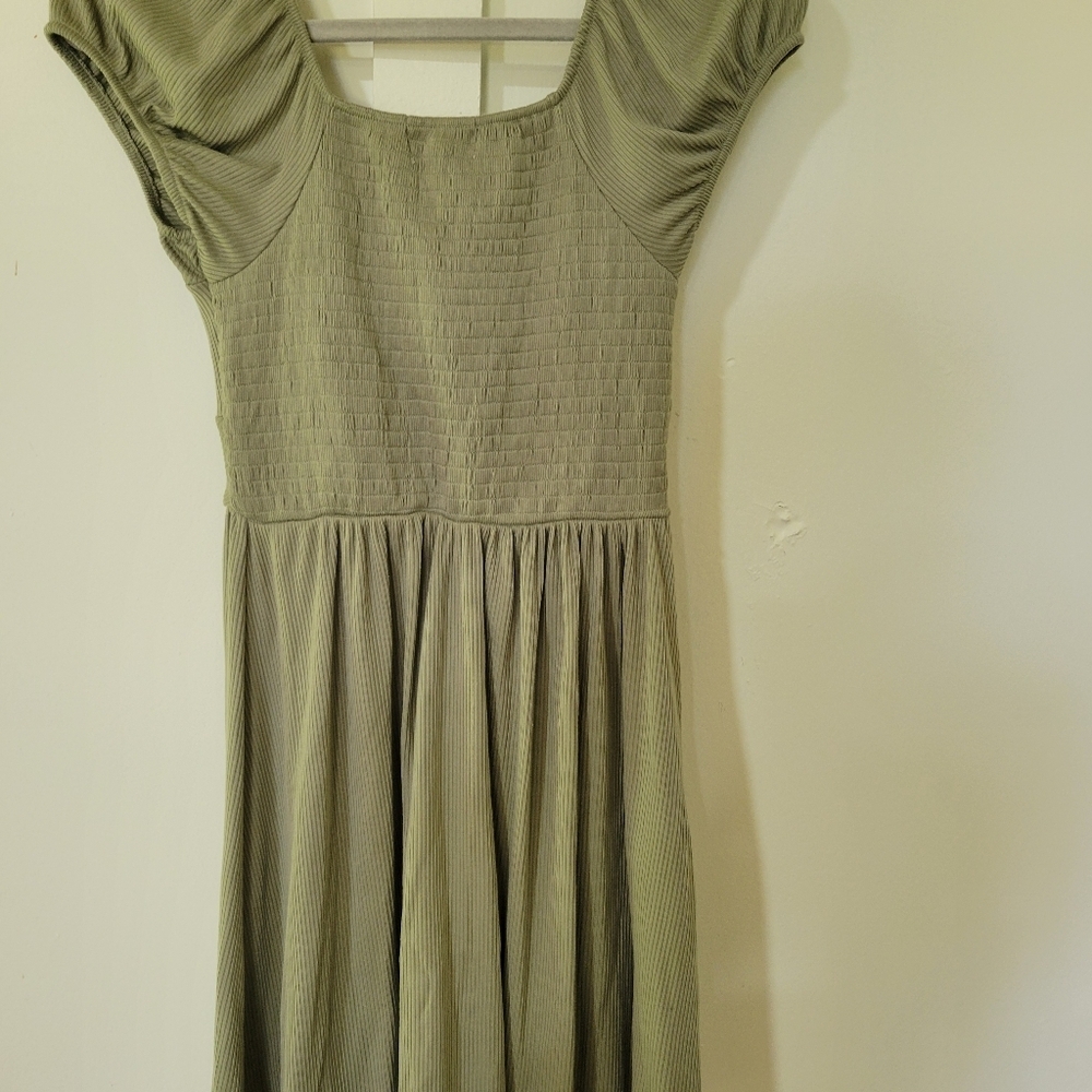 Derek Heart Olive Green Ribbed Top - Picture 5 of 10